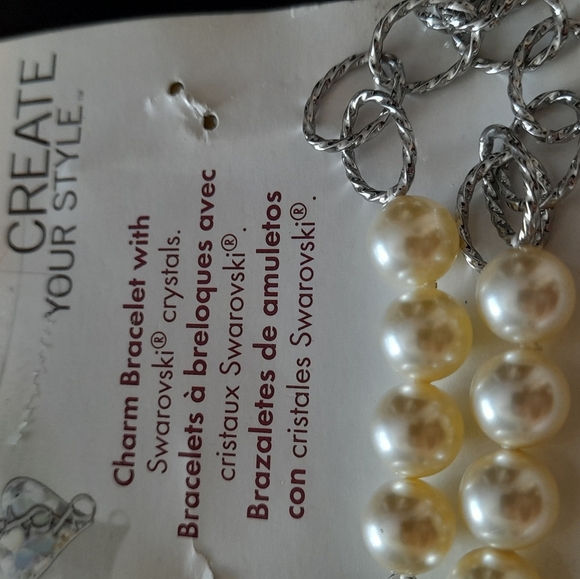 Swarovsky Silver And Pearl Bracelet - Picture 9 of 9